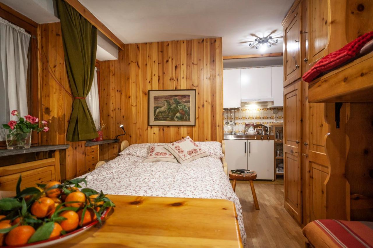 Casa-Chalet, In Centro A Courmayeur! Eksteriør billede
