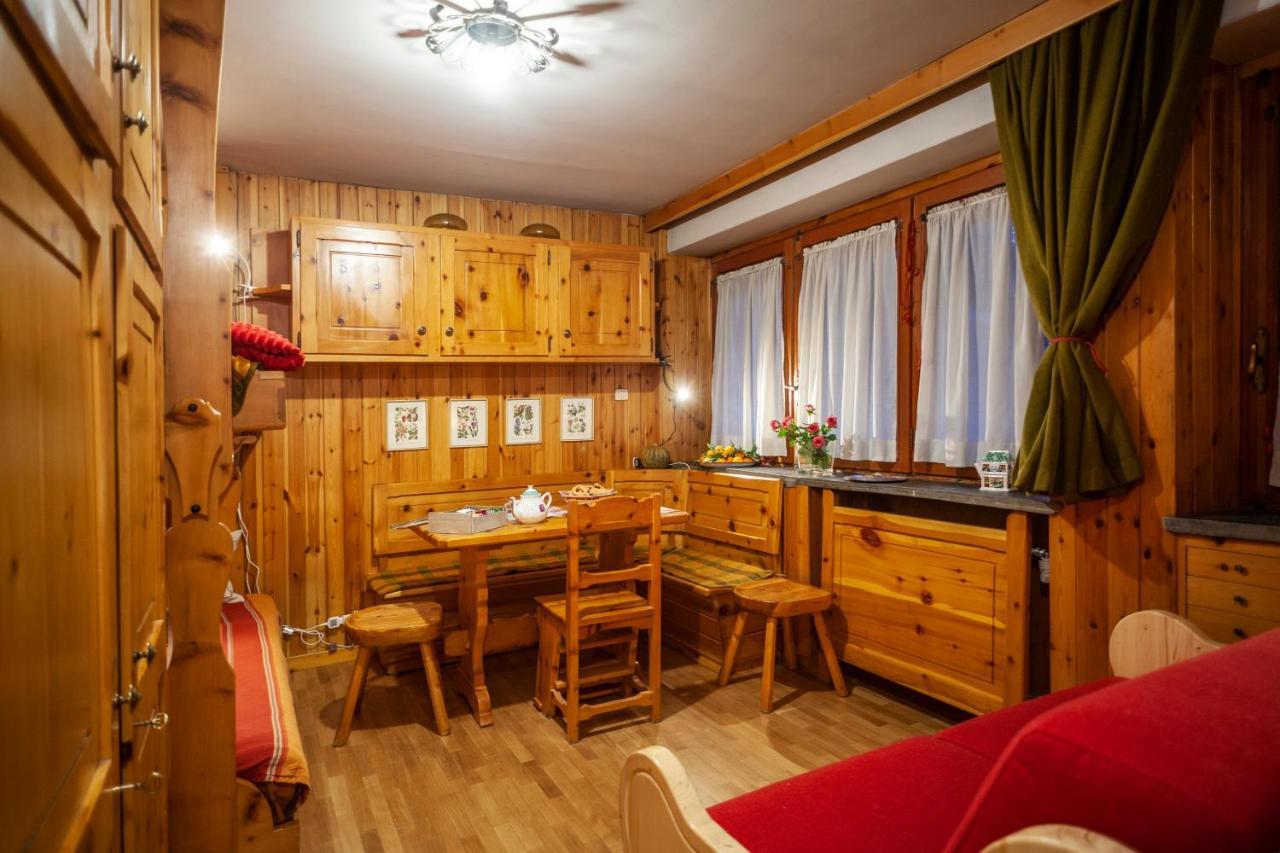 Casa-Chalet, In Centro A Courmayeur! Eksteriør billede