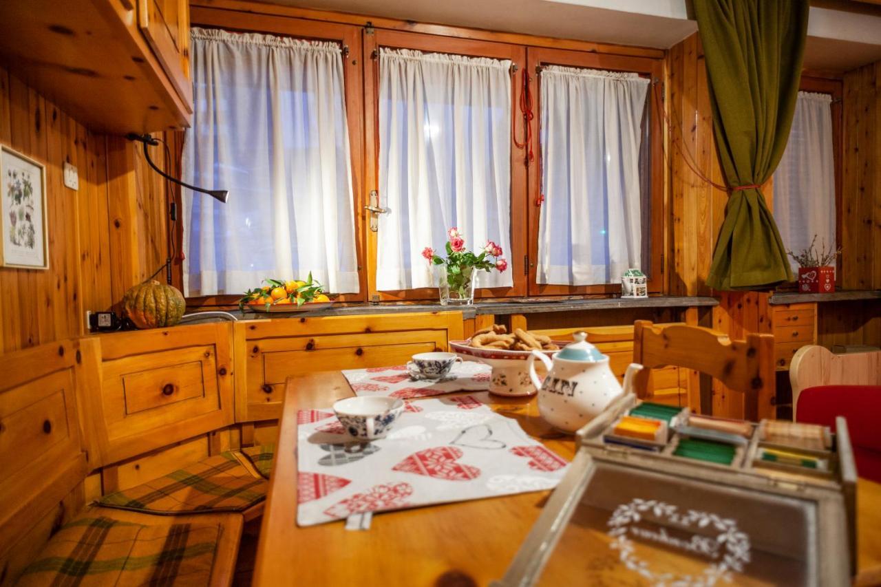 Casa-Chalet, In Centro A Courmayeur! Eksteriør billede
